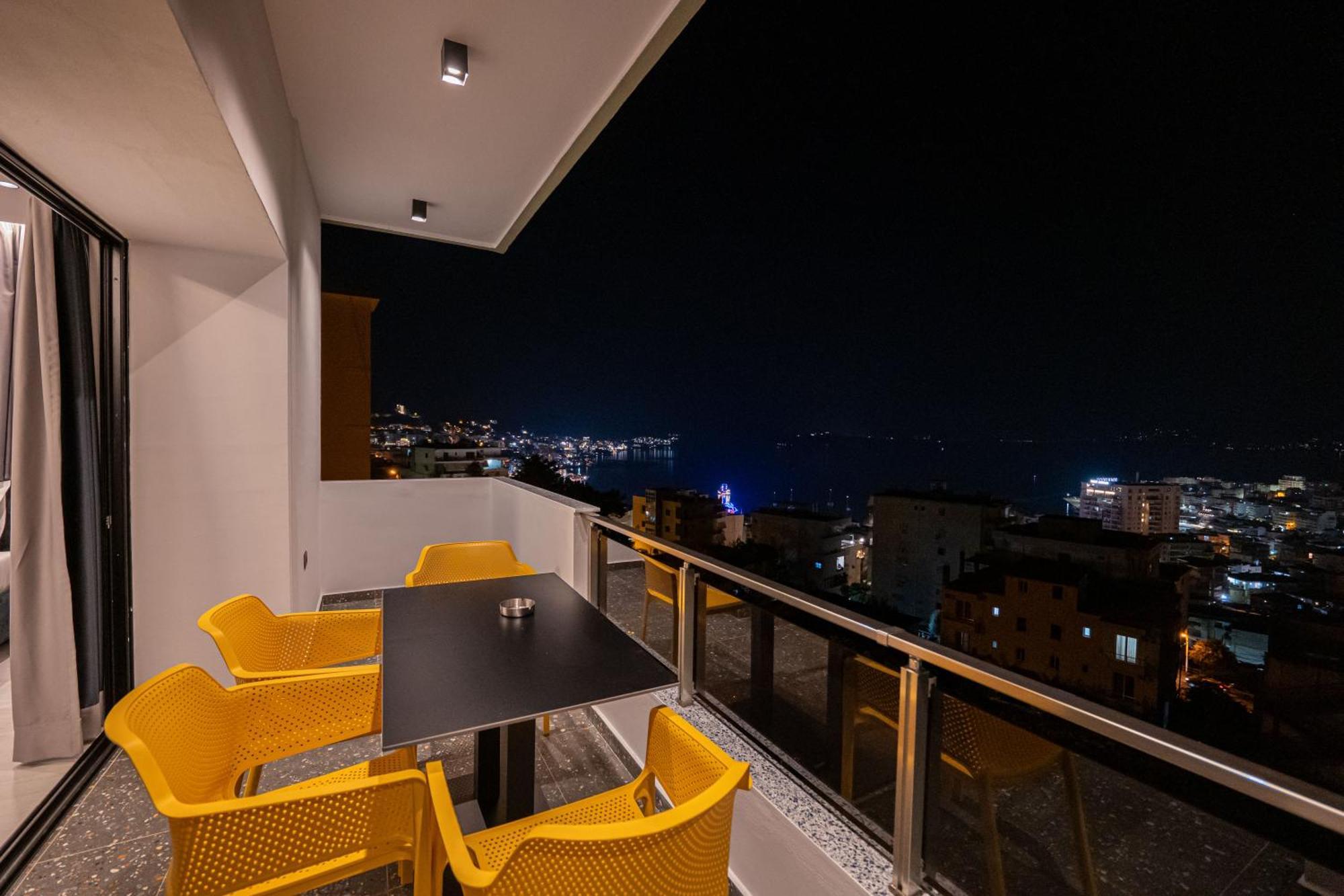 Euphoria Apartments ซารานเดอ ภายนอก รูปภาพ