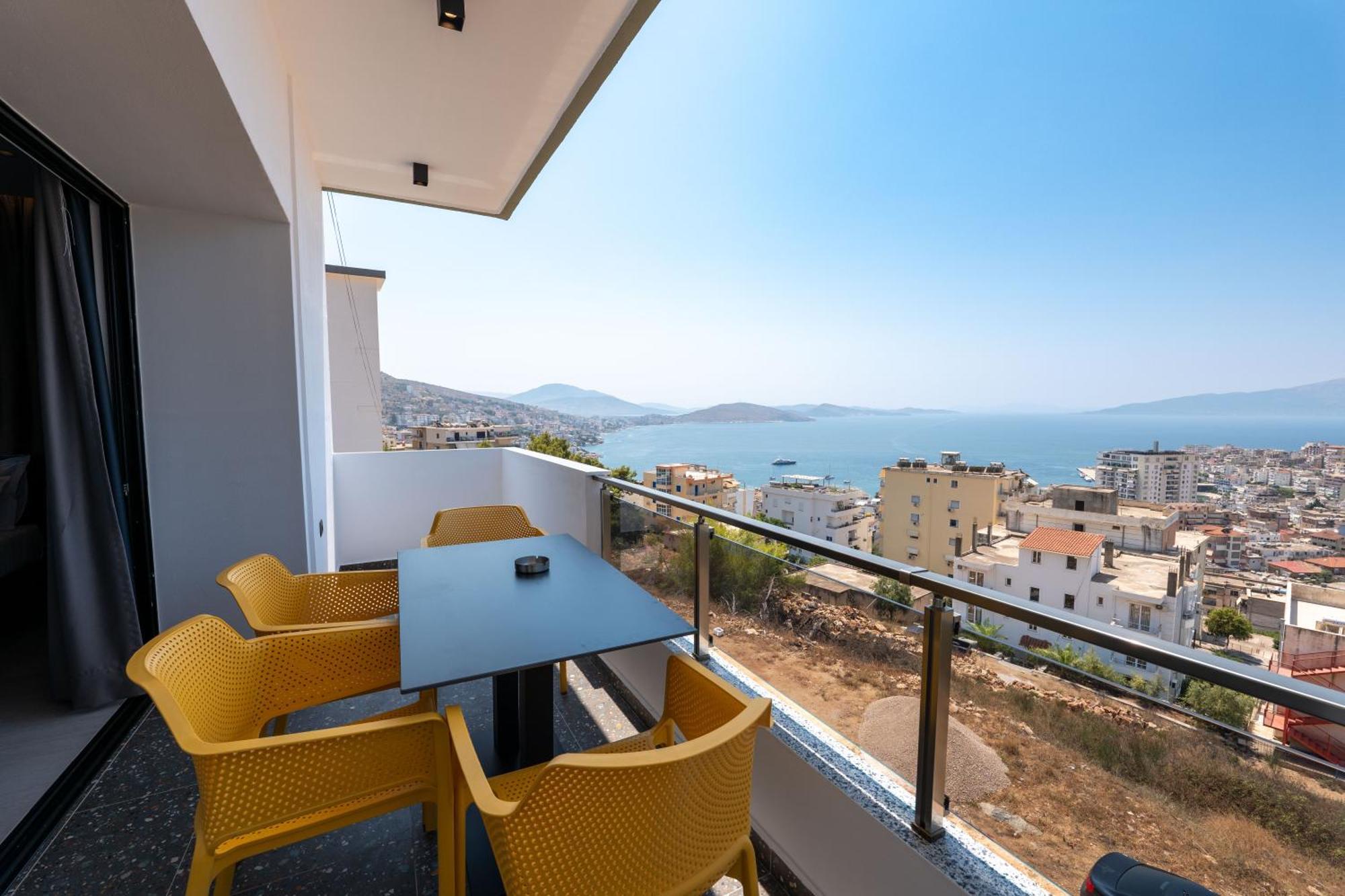 Euphoria Apartments ซารานเดอ ภายนอก รูปภาพ