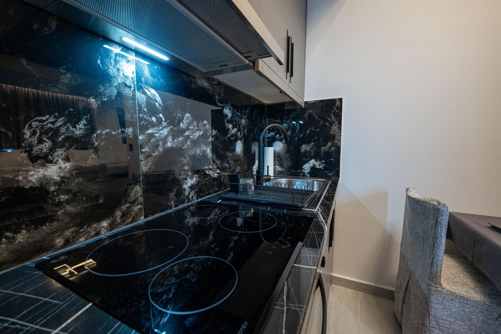 Euphoria Apartments ซารานเดอ ภายนอก รูปภาพ